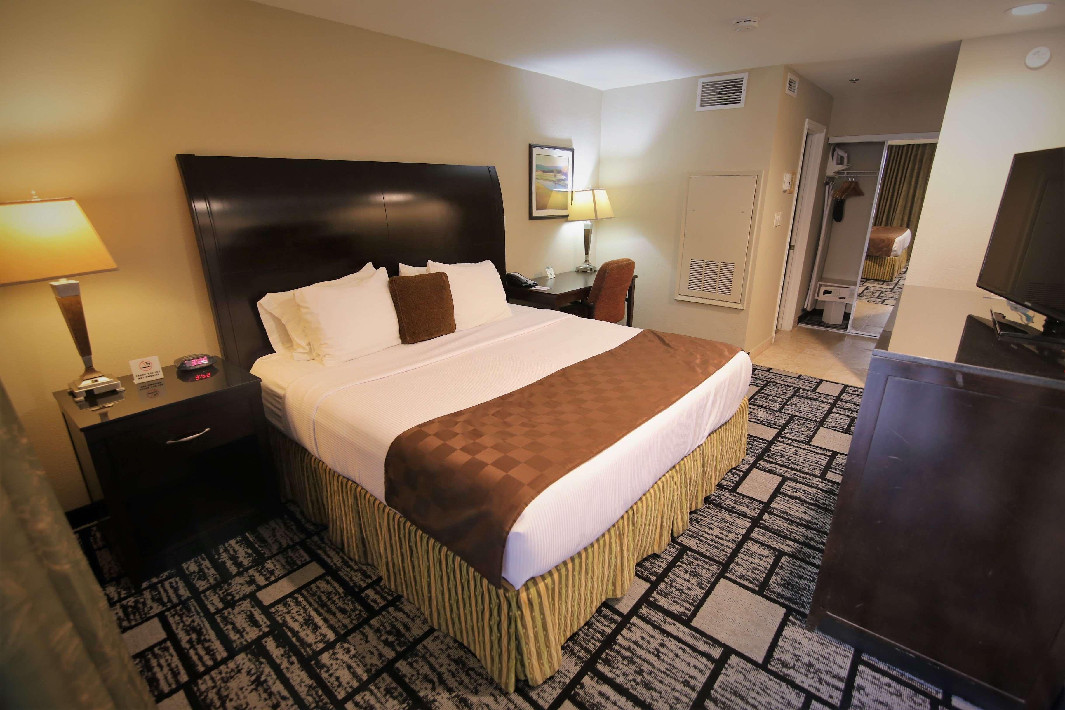 Best Western Plus Meridian Inn & Suites, Anaheim-Orange Kültér fotó